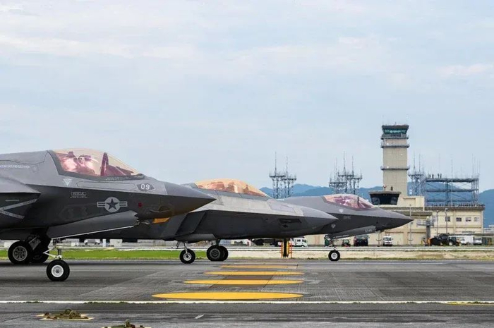 美国空军在日本展示F-35战斗机资料图 图源：台媒