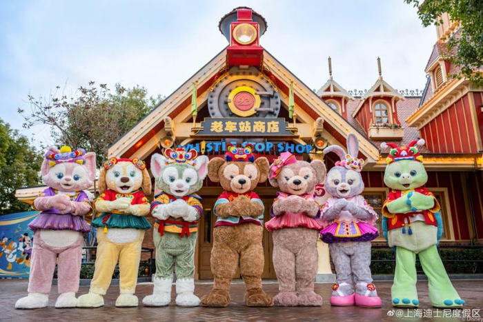 “达菲与他的朋友们”全家福