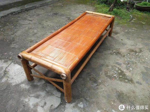 消失的夏日四大乐：棉袄包冰棍，蒲扇手上摇，山泉溪中泡，竹床夜里躺