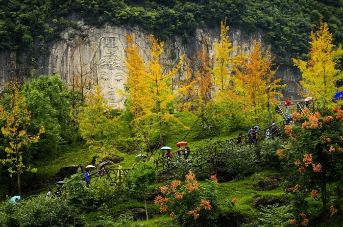 城市大峡谷  图：黔江文旅