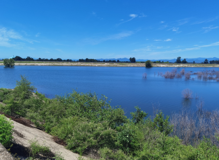 生态补水后的唐指山水库风景怡人。本报记者 王天淇 摄