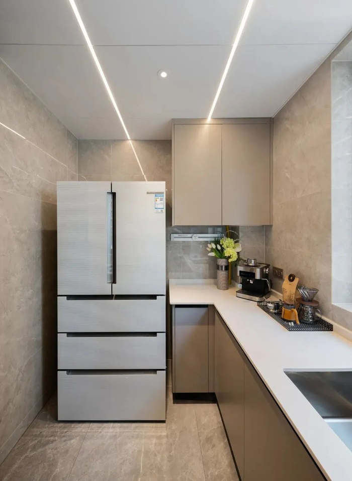 金珺府建筑面积约139㎡四房实拍图