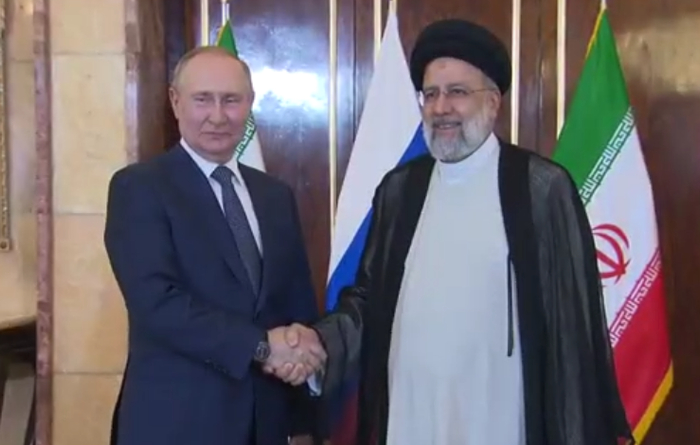 当地时间7月19日，伊朗总统莱希同到访的俄罗斯总统普京举行会谈