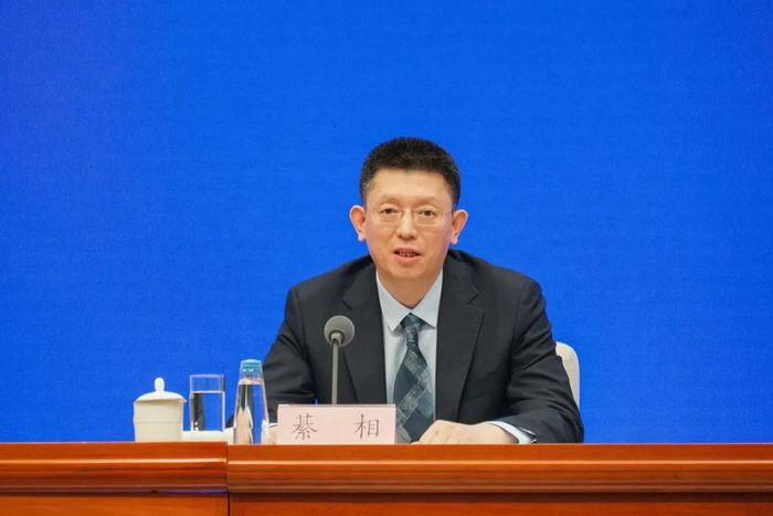 银保监会新闻发言人、法规部主任綦相    澎湃新闻记者 周頔 摄