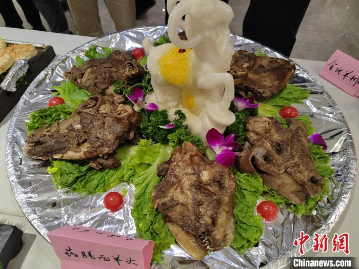 养生美食受到青睐。　朱志庚 摄