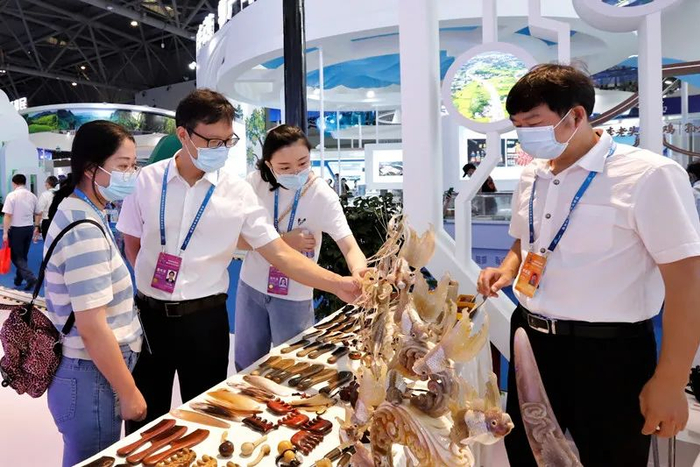 垫江展位现场。杨栋 摄