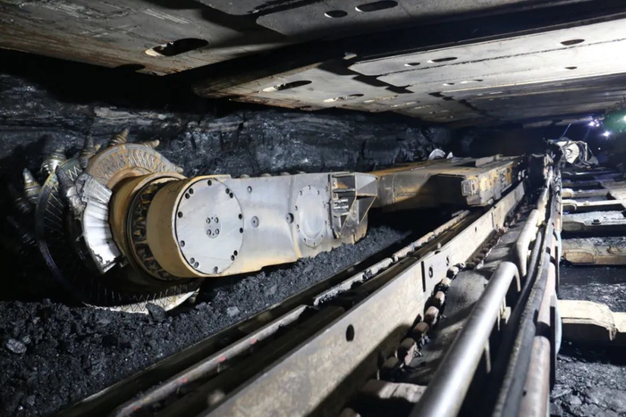 东山矿智能化工作面。