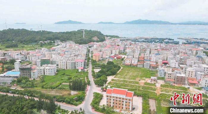 冬古村打造出赏心悦目的渔村形象。　东山县融媒体中心供图