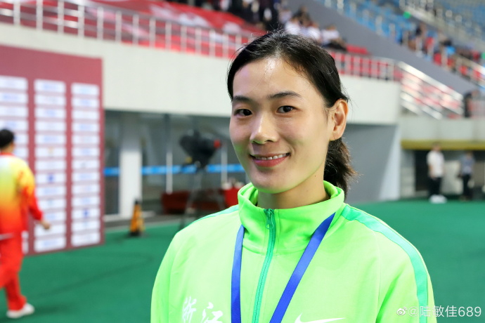 谢震业未婚妻陆敏佳。