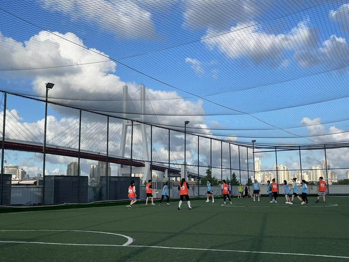 白菜拍摄的第一次飞盘运动全景