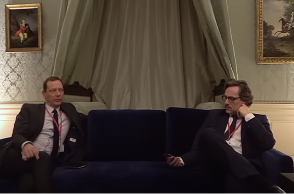 马克龙的首席外交顾问博纳和朔尔茨的顾问在特里亚农宫讨论能源问题。