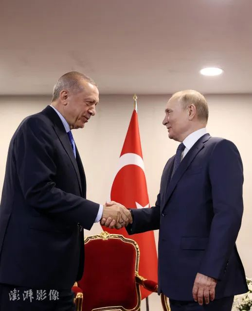 当地时间2022年7月19日，伊朗德黑兰，俄罗斯总统普京同土耳其总统埃尔多安在伊朗首都会晤。图源：澎湃影像