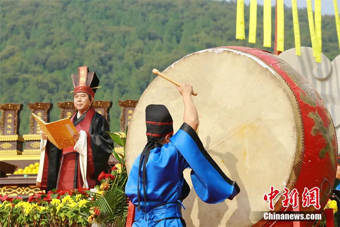 中国为何推崇“仁者爱人”？|孔子_新浪新闻