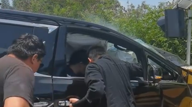 事故现场。 视频截图 