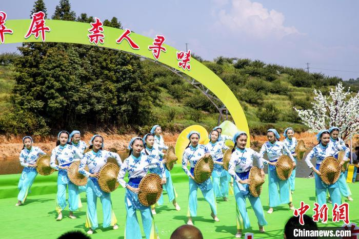 节目展演。　古田县融媒体中心 供图