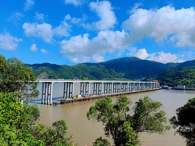 苍南228国道赤溪特大桥。周海龙摄