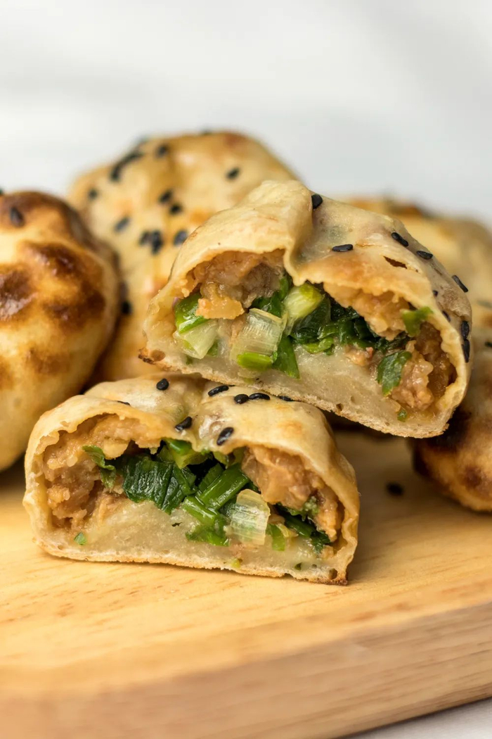 衢州烤饼，周迅认证的家乡味。图 / 图虫·创意 摄影 / 白小丸