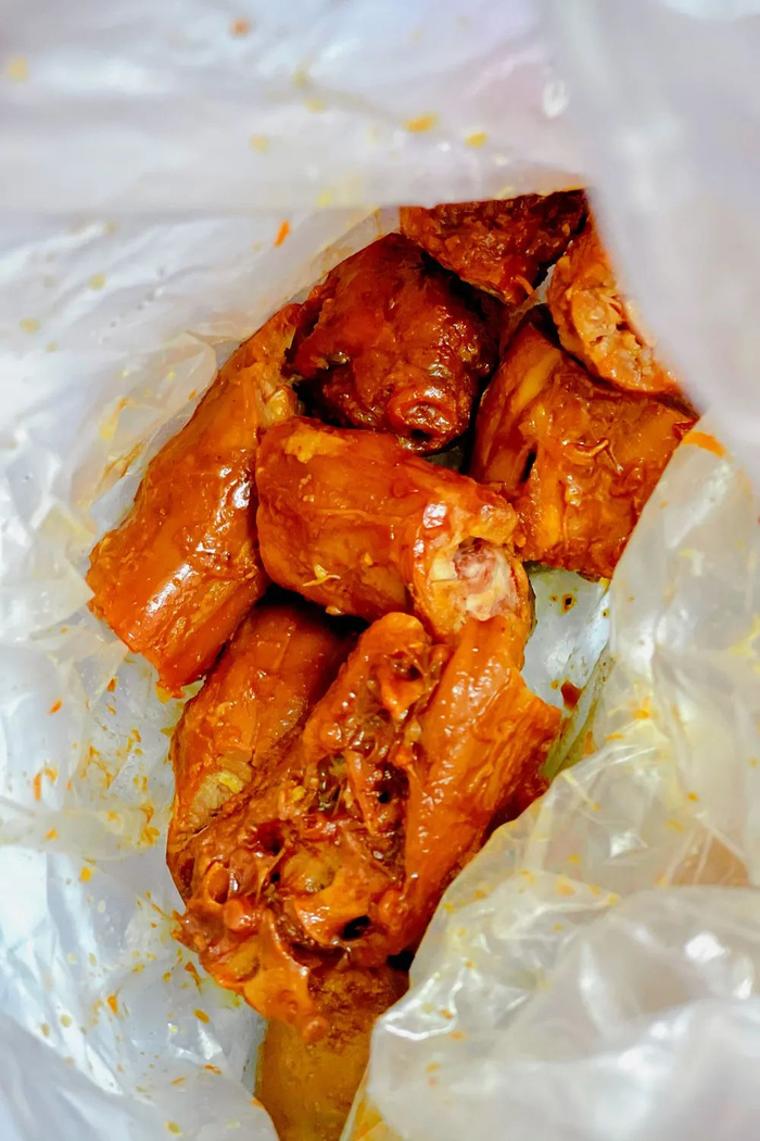 衢州鸭脖，能把湖北人辣哭。图 / 图虫·创意 摄影 / Joanna789