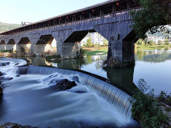 2020年10月3日，福建宁德，屏南县长桥镇万安桥。陈钦/视觉中国 图