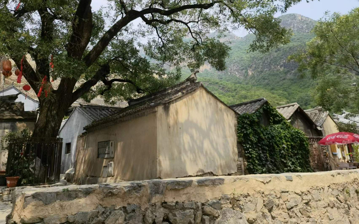 古朴的爨底下村。新京报记者 周怀宗 摄