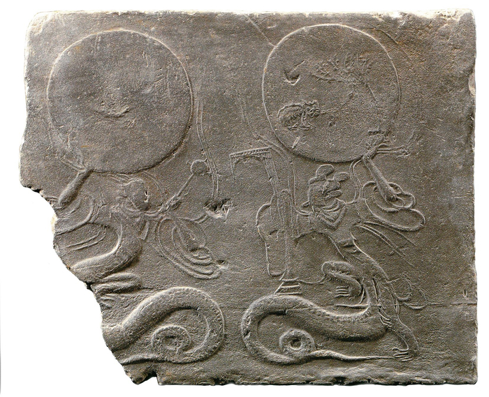 阴阳二神画像砖，东汉，纵39厘米，横47.9厘米，四川崇州收集，四川博物院藏