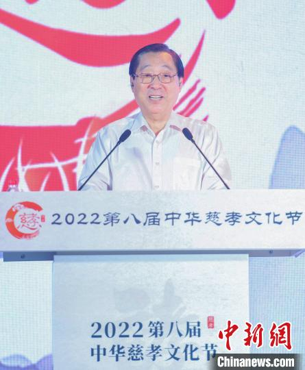 齐续春致辞 王刚 摄