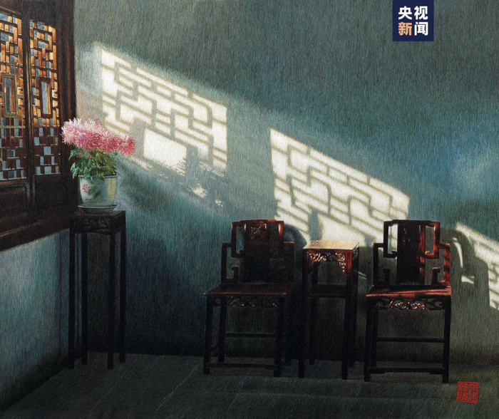 △姚建萍苏绣作品《寂寂轩窗淡淡影》