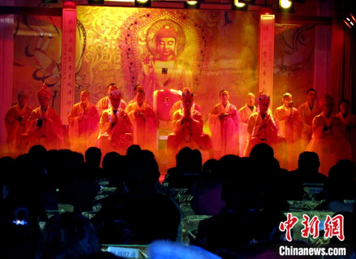 2006年1月，南岳衡山佛教音乐会馆建成，并举行新年首演。中新社发  杨子龙 摄