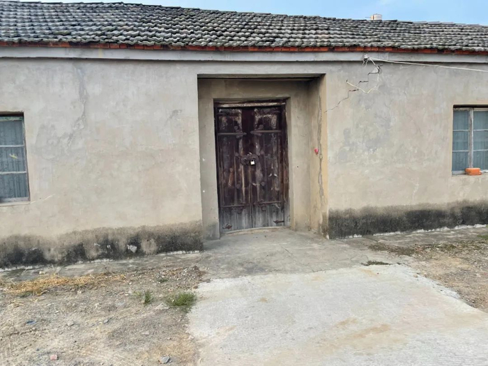 ▲朱大红一家常年在外务工，家门经常落锁。新京报记者&nbsp;左琳 摄&nbsp;