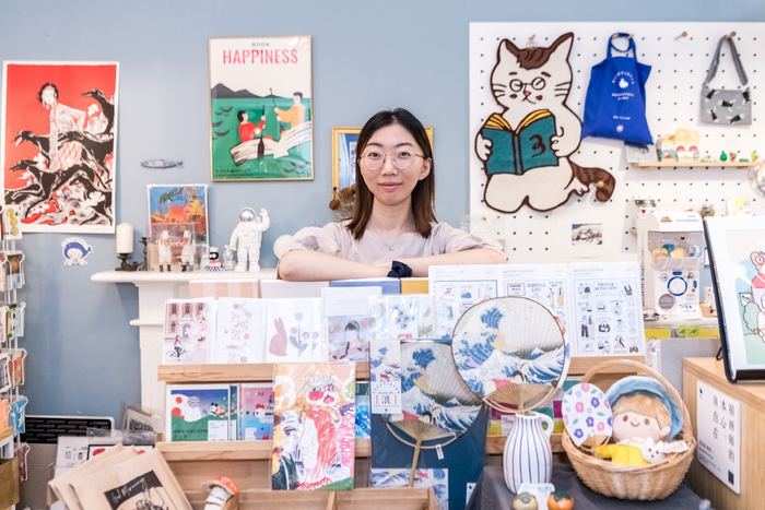 副业成功的案例，从设计师到自己的插画实体店。图/IC photo