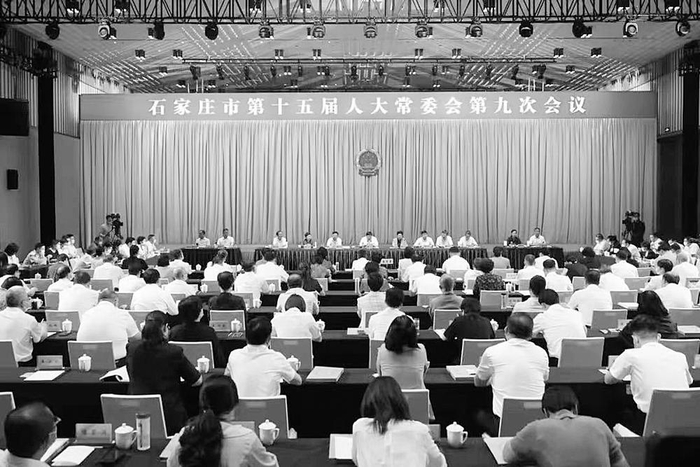 　　市人大常委会专题询问直击推进教育高质量发展。