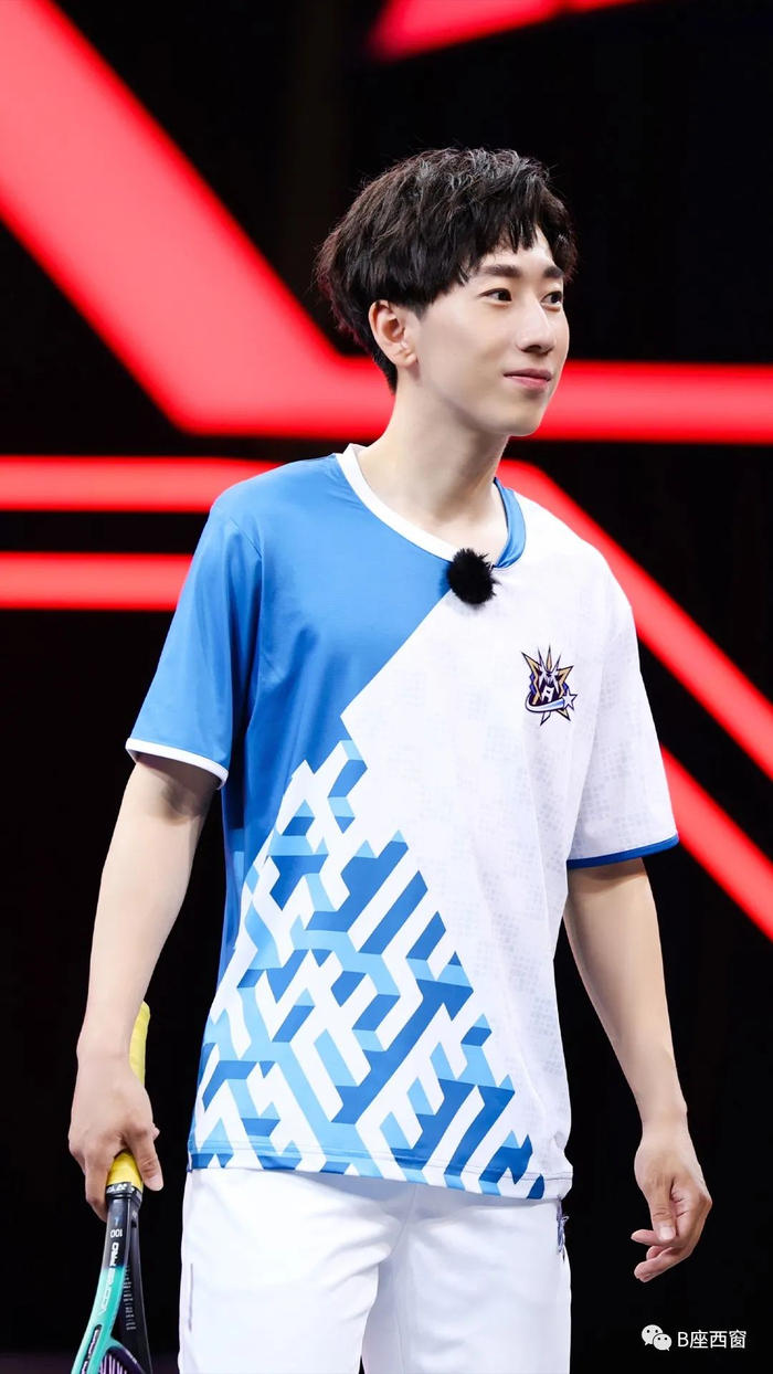 　　韩天宇录制《冠军对冠军2》