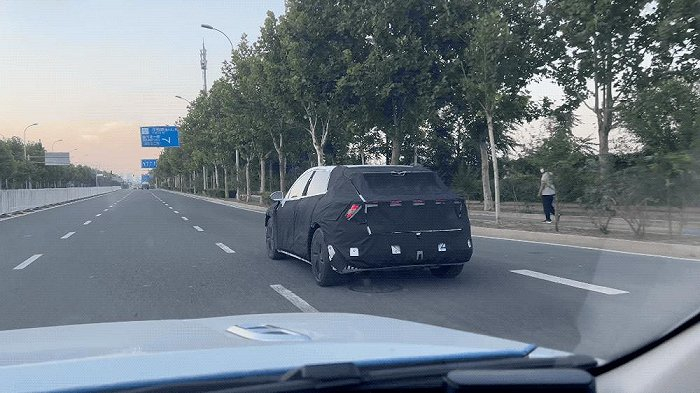 ▲集度ROBO-01量产版