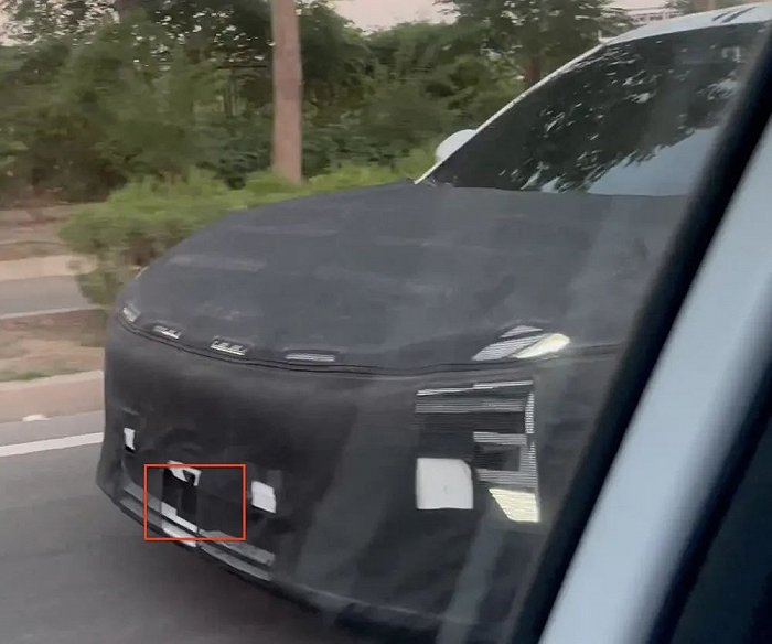▲红框内疑似激光雷达