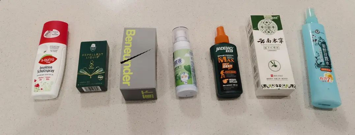 ▲《中国消费者报》记者购买的7款驱蚊产品。桑雪骐/摄