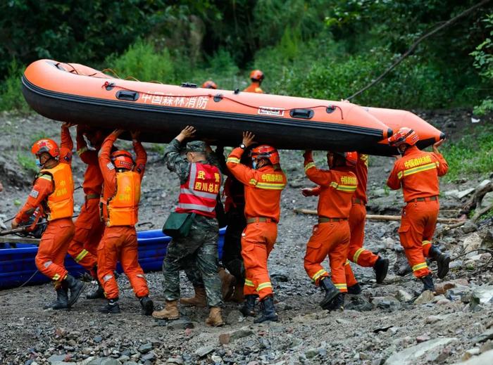 74人遇难，堰塞湖已过流，泸定地震最新消息→_手机新浪网