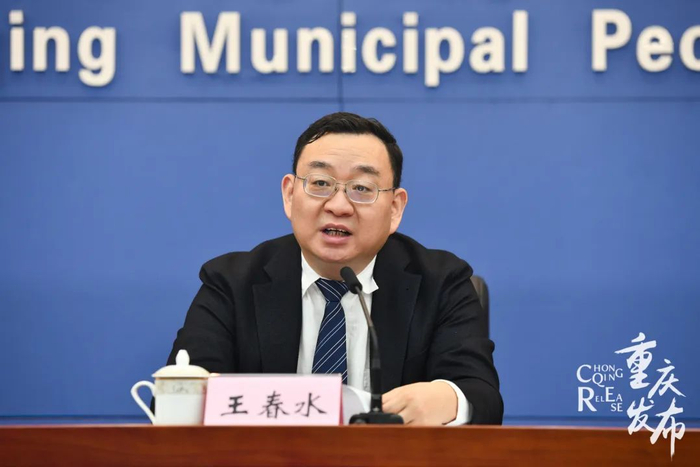 王春水介绍有关情况 邹乐摄