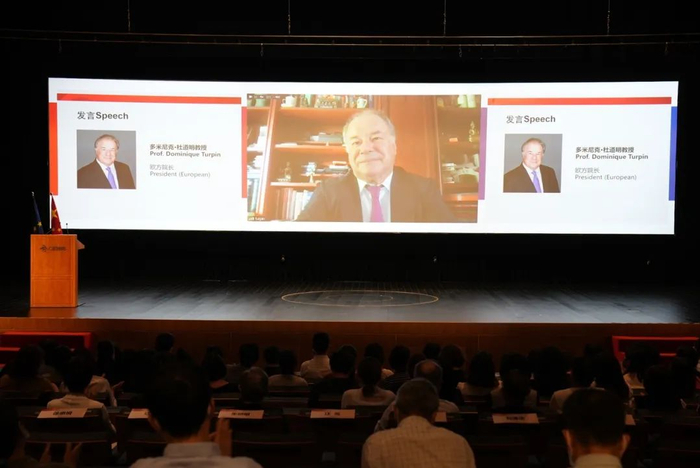 中欧国际工商学院欧方院长交接仪式举行|上海交通大学|杰恩|教授|国际化|文化_手机新浪网