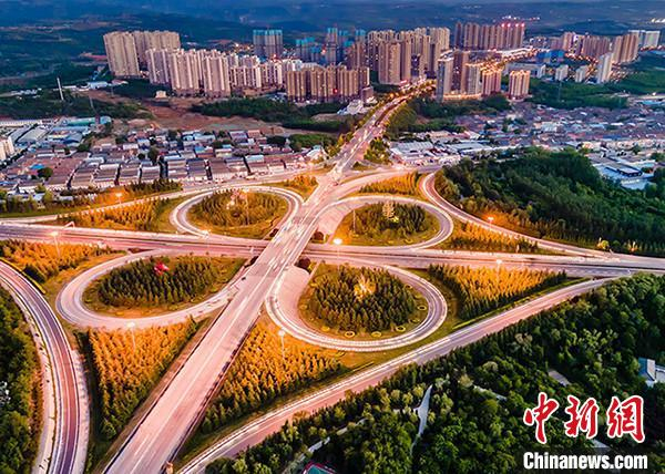 走进晋城。　秦跃 摄