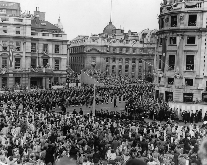 当地时间1953年6月2日，英国伦敦，伊丽莎白二世加冕典礼盛况。