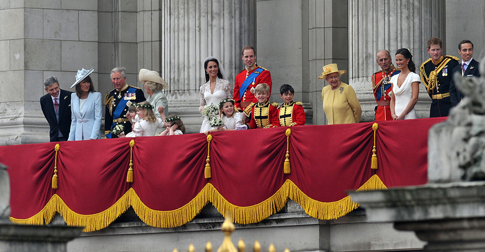 当地时间2011年4月29日，英国伦敦，王室成员参加威廉王子和凯瑟琳·米德尔顿的婚礼。