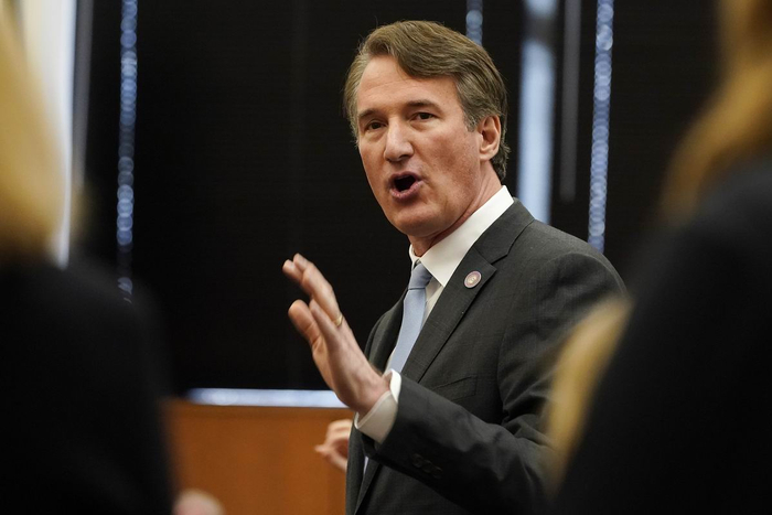 当地时间2022年1月27日，美国弗吉尼亚州，美国弗吉尼亚州州长格伦·杨肯。