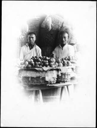 老北京水果摊 雷尼诺恩 摄