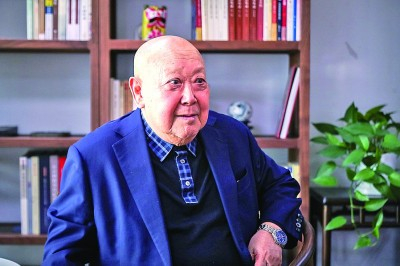尚长荣近照 本报记者 颜维琦摄/光明图片