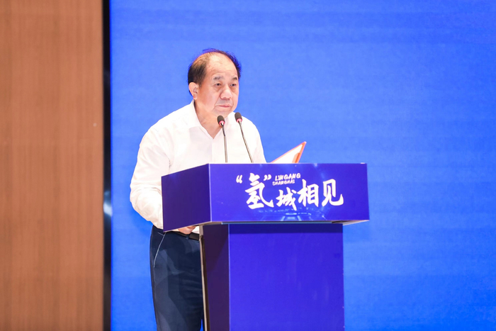 中国工程院院士、上海交通大学校长林忠钦。