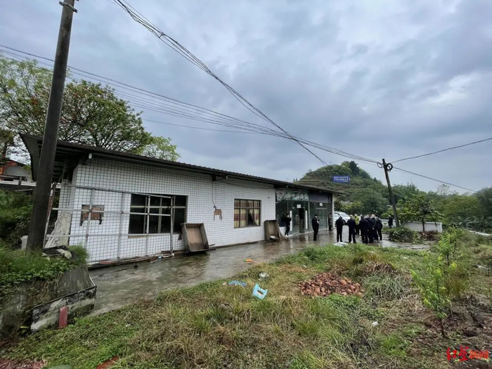 &nbsp;假药九龙中药丸生产窝点