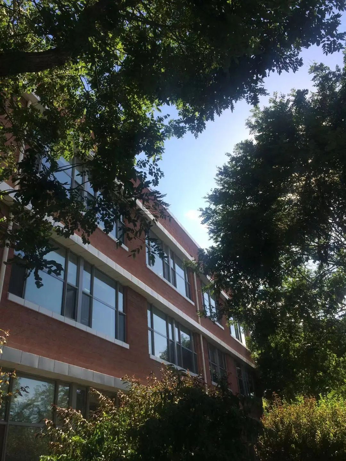 中国社会科学院研究生院教学楼。