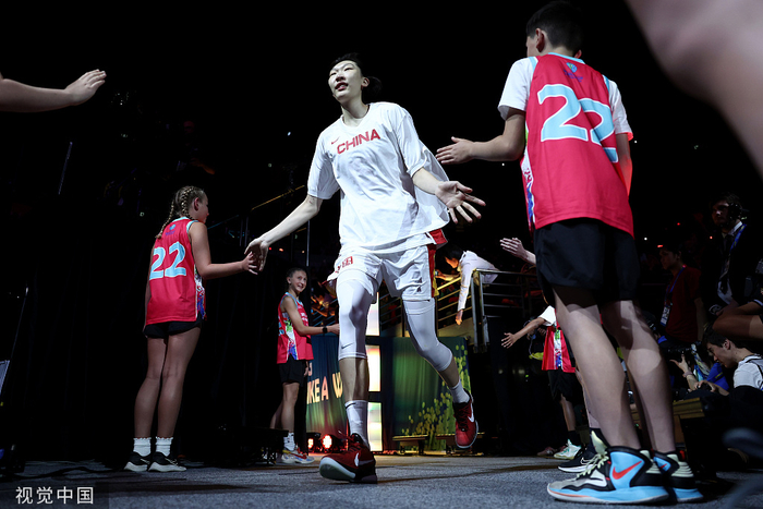 未来，就在中国女篮眼前。