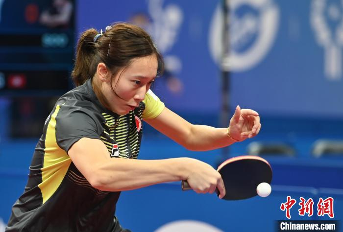 中国香港女子乒乓球队员苏慧音在比赛中。　安源 摄