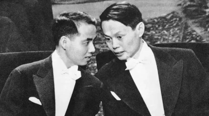 杨振宁100岁了,诺奖都不算他的人生巅峰